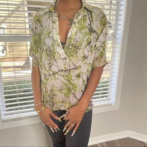 Revolve Fifteen Twenty Silk pajama style Sheer Natural Print Top Small - Picture 4 of 16